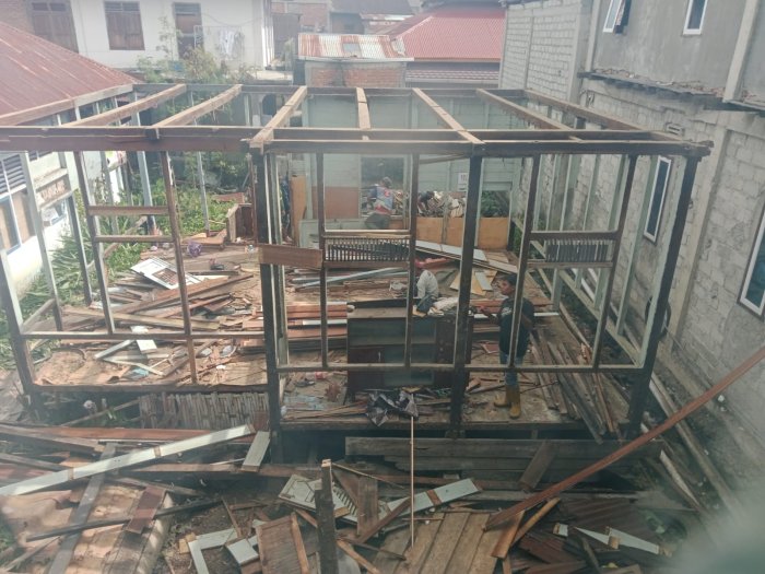 Tonggak Baru Pengembangan MIN 3 Kerinci: Rumah di Lahan Perluasan Mulai Dibongkar