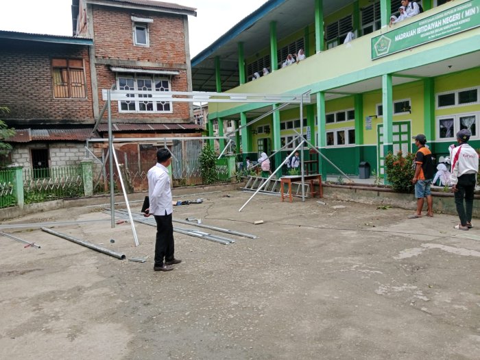 Kenyamanan dan Keamanan Ditingkatkan MIN 3 Kerinci Sediakan Tempat Parkir Khusus Guru