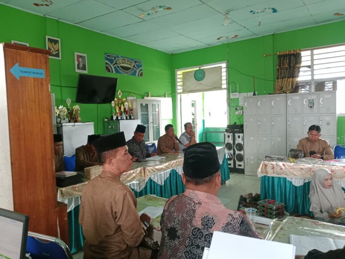 MIN 3 Kerinci Gelar Rapat Intensif Persiapan Penilaian Kinerja Kepala Madrasah (PKKM) Empat Tahunan