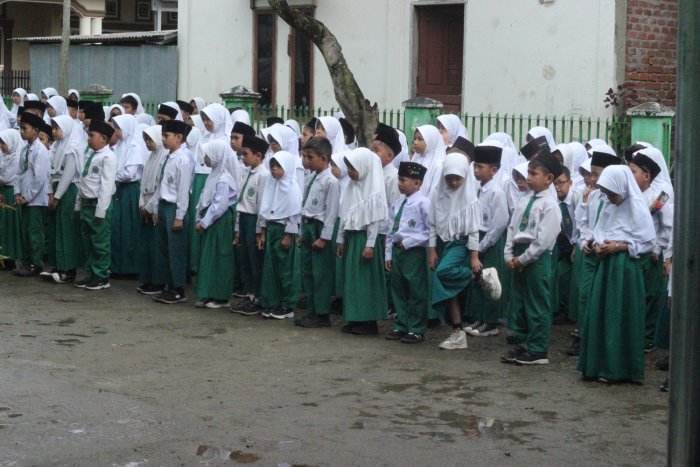 Siswa-Siswi MIN 3 Kerinci Siap Peringati Hari Guru dengan Upacara Khidmat