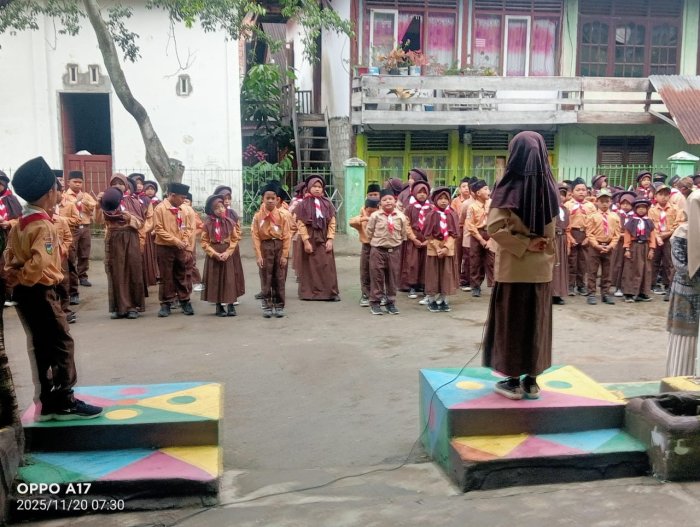 MIN 3 Kerinci Rutinkan Pembacaan Asmaul Husna dan Ayat Pendek di Apel Pagi