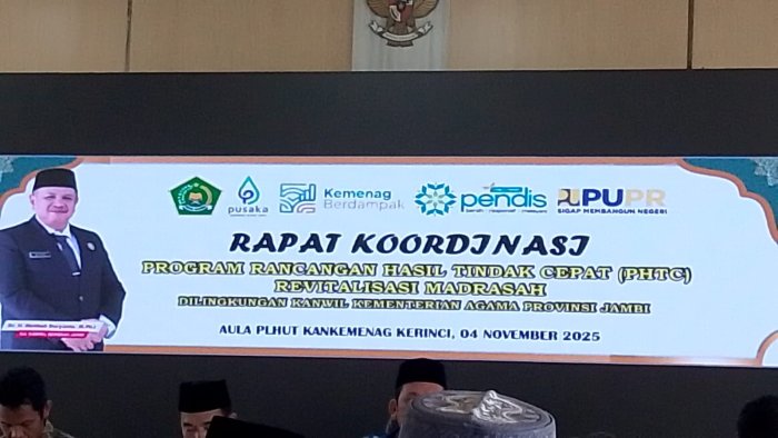 RAPAT KOORDJNASJ Program Rencangan Hasil Tindak Cepat (PHTC) Revitalisasi Madrasah Dilingkungan Kanwil Kementerian Agama