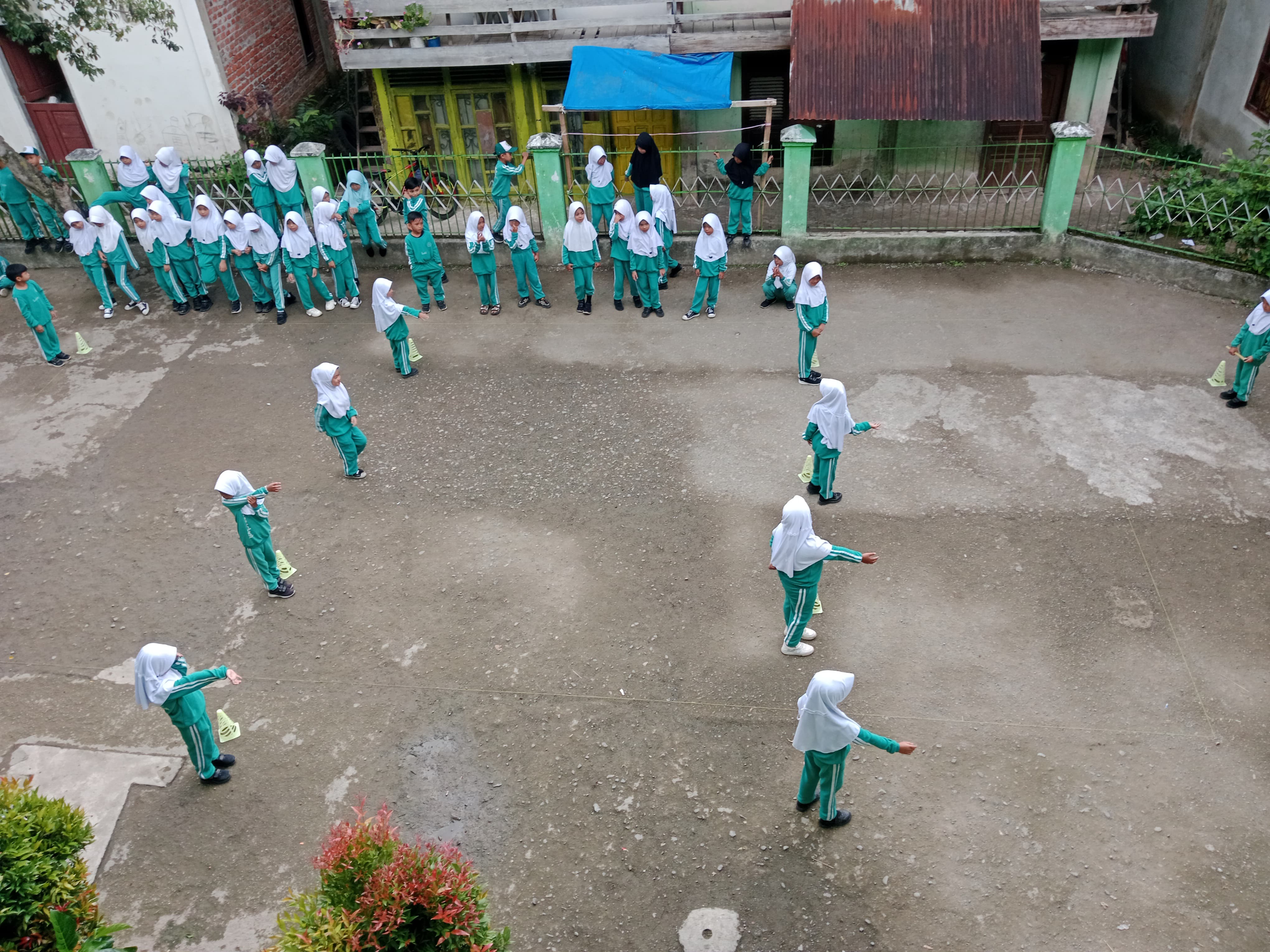 Hari ke-2 class meeting Hari ke-2 class meeting