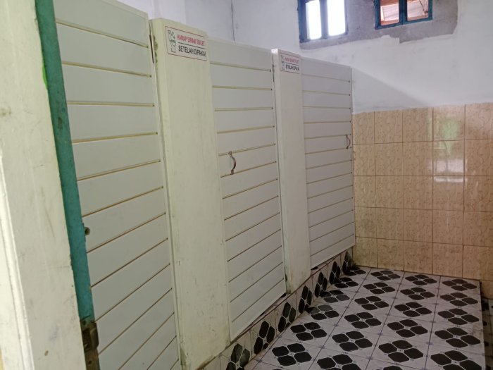 WC Bersih dan Sehat Wajah Kebersihan Sejati di MIN 3 Kerinci