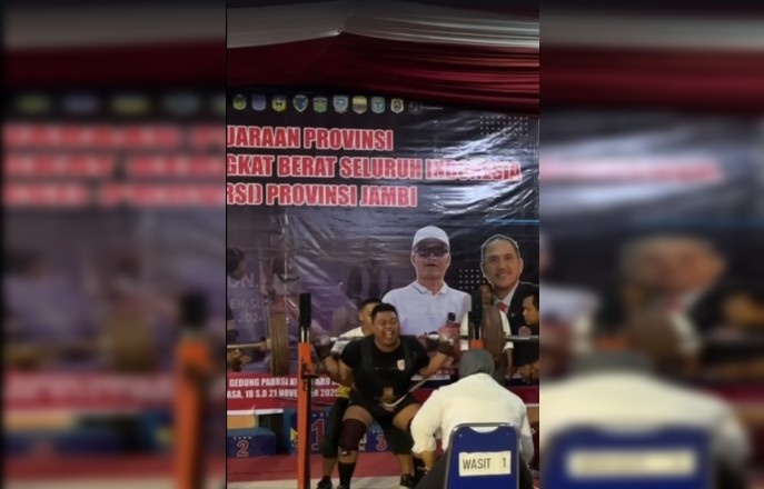 Staf TU MIN 3 Kerinci Ukir Prestasi, Siap Bertanding di KEJURPROV Angkat Berat Jambi