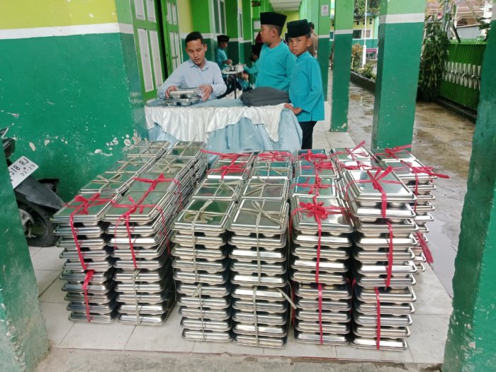 Program MBG (Makanan Bergizi Gratis) Siap Dibagikan di Setiap Kelas, Wujudkan Inisiasi Gizi Nasional Program MBG (Makanan Bergizi Gratis) Siap Dibagikan di Setiap Kelas, Wujudkan Inisiasi Gizi Nasional